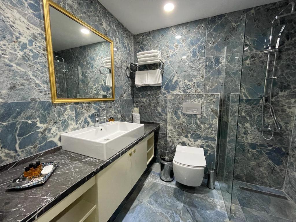 Sevcan Hotel Истанбул Екстериор снимка