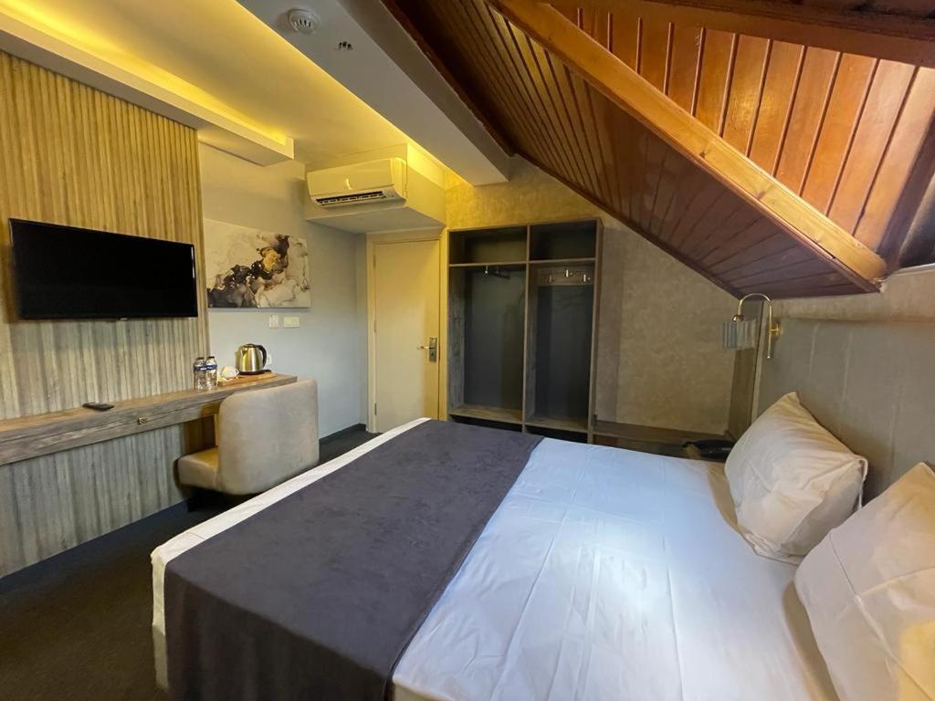 Sevcan Hotel Истанбул Екстериор снимка