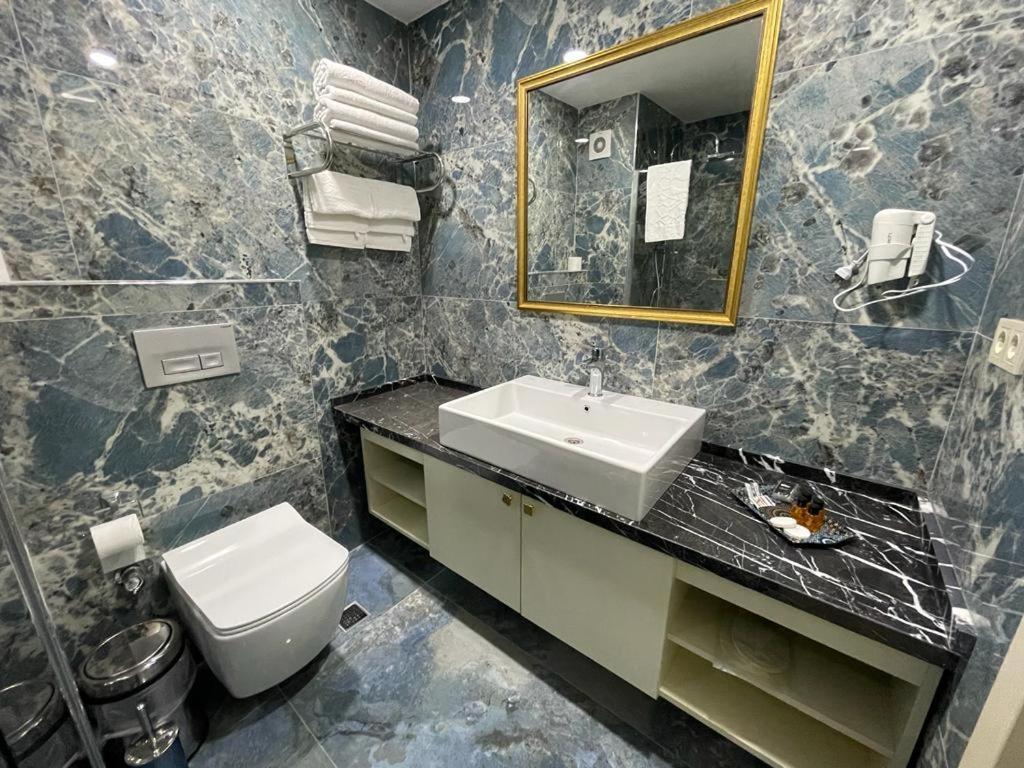 Sevcan Hotel Истанбул Екстериор снимка